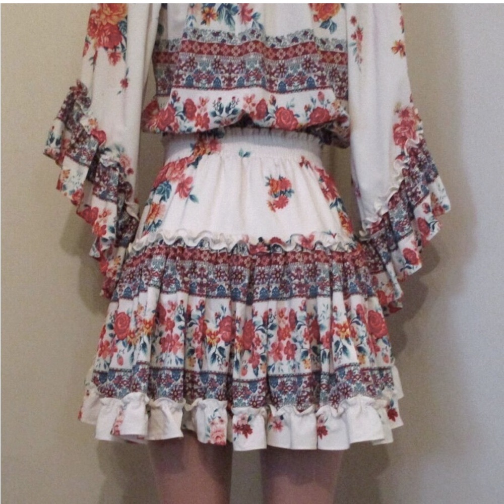MISA Los Angeles Ximena Ruffled Floral Print Mini - Picture 8 of 11